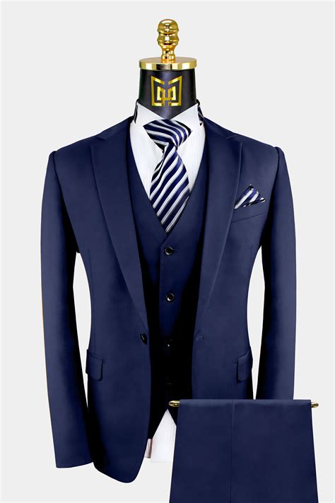 navy blue suits for men.